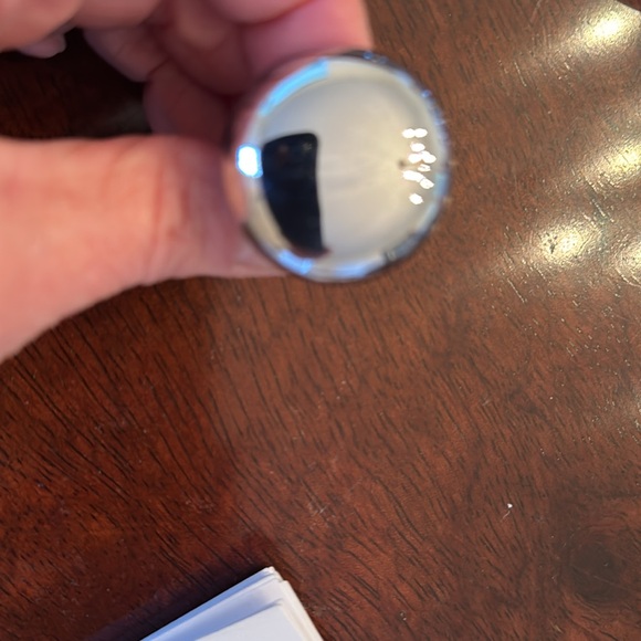 Chrome knobs drawers - Picture 2 of 3